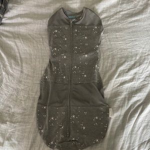 Happiest Baby Sweatpea swaddle